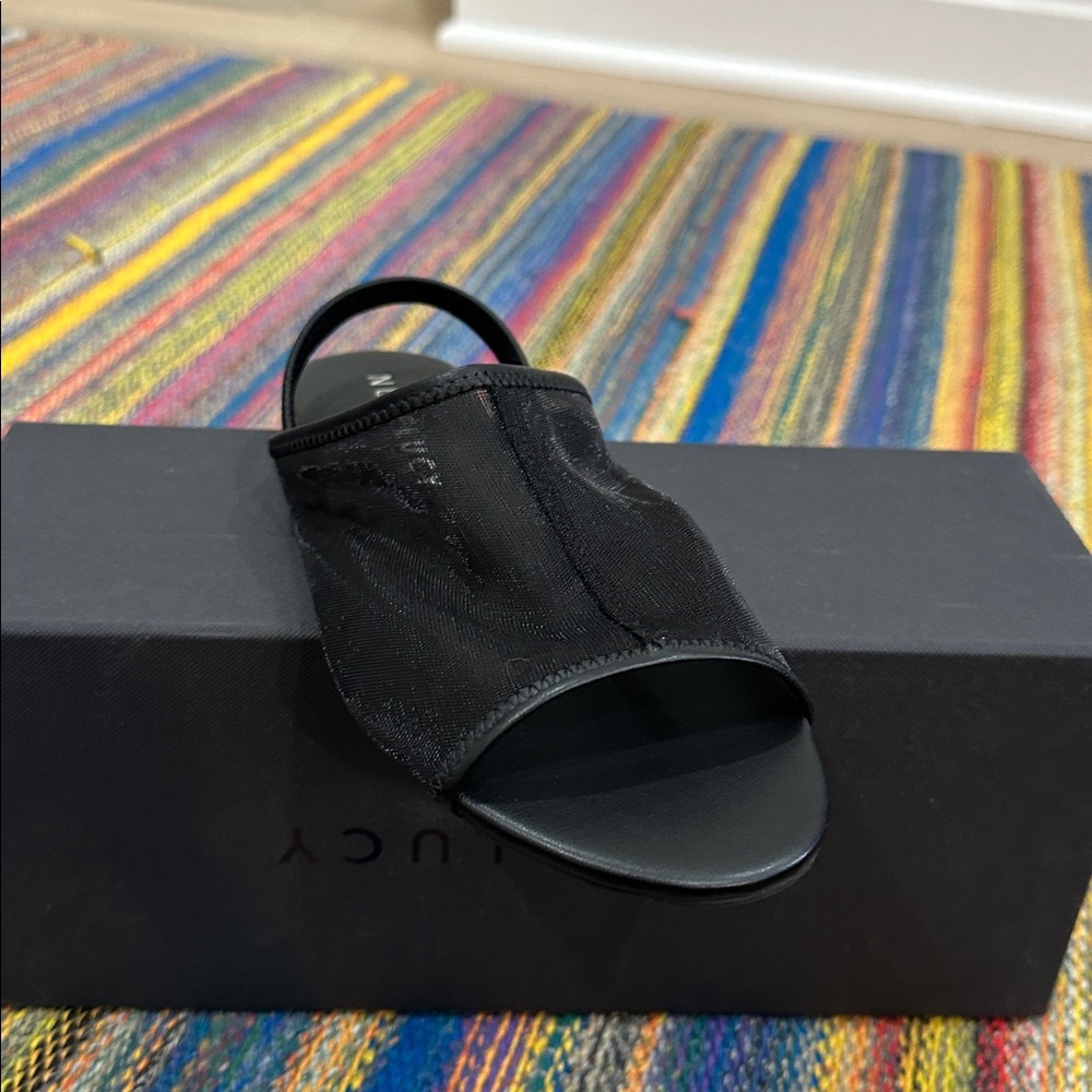 mesh flats